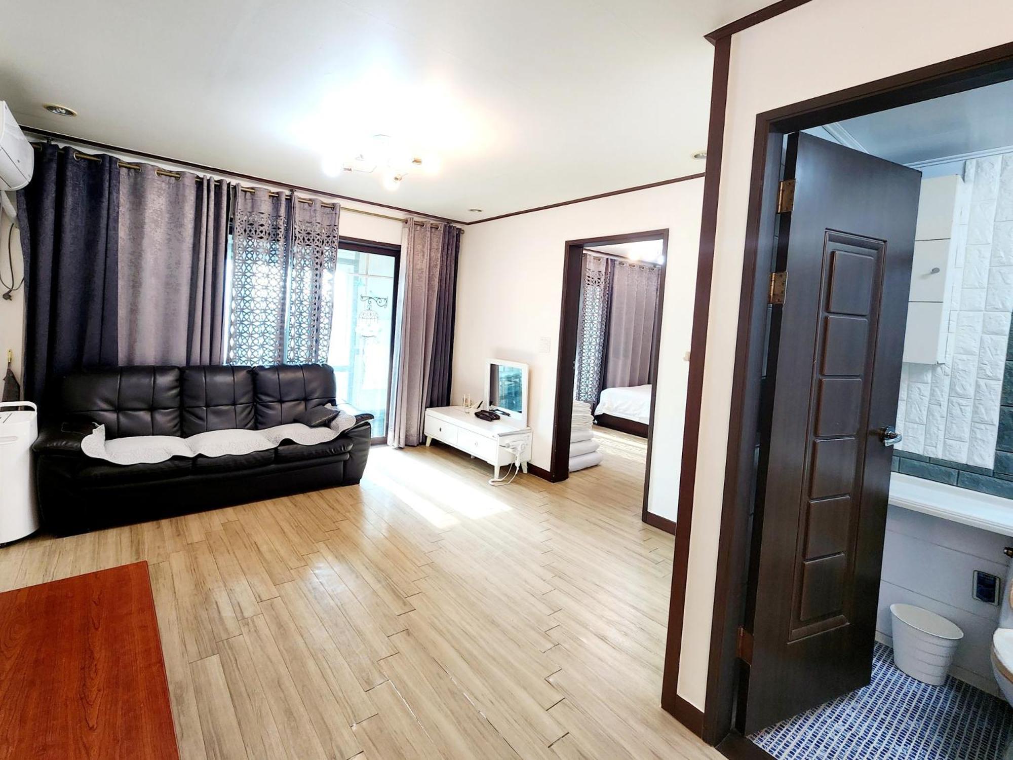 Pureun Jeju Pension Согвипхо Экстерьер фото