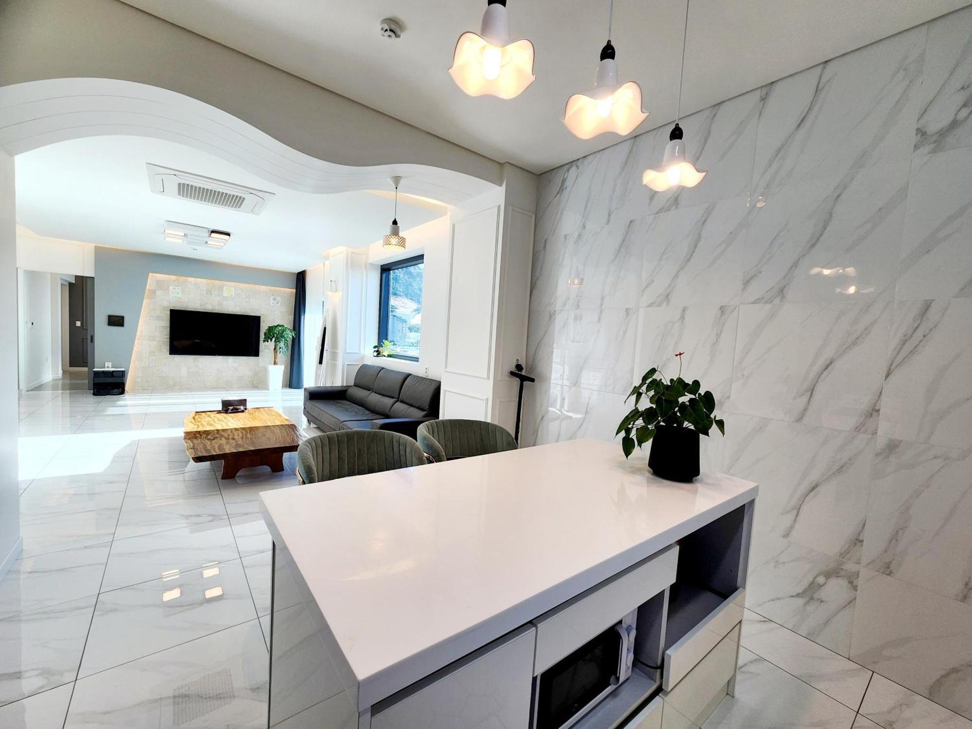 Pureun Jeju Pension Согвипхо Экстерьер фото